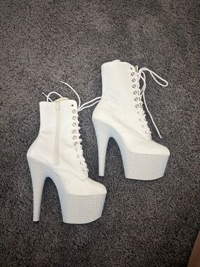 Pleaser White Lace-Up Platform Stiletto Ankle Boots